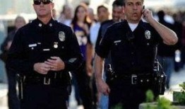 美国警察爆料视频真实吗,真相还是虚构？