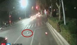 青岛公交车爆料视频最新,爆料视频揭示乘车体验改革与挑战