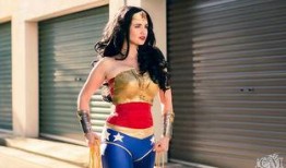 最新爆料女记者是谁扮演的,最新爆料女记者神秘身份，竟是她扮演的？