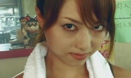 暴走卡车奈美在线观看,狂野之旅，在线激战！